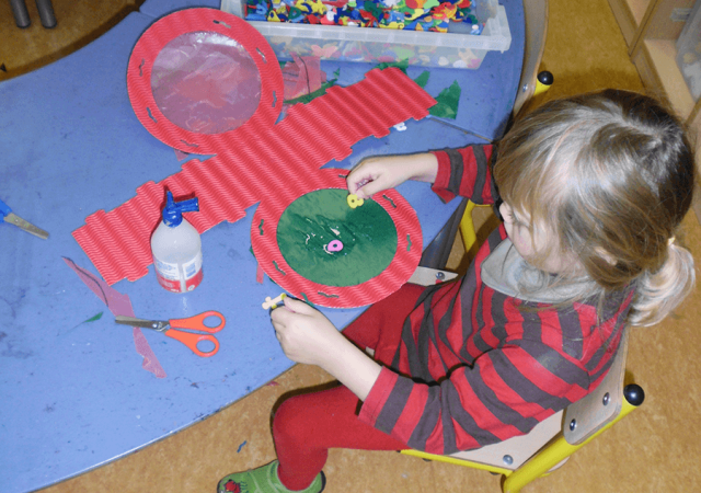 ... Laterne, Laterne, Ich bastele meine eigene Laterne ...